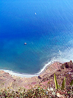 Blick vom Cabo Girao hinunter ins Meer